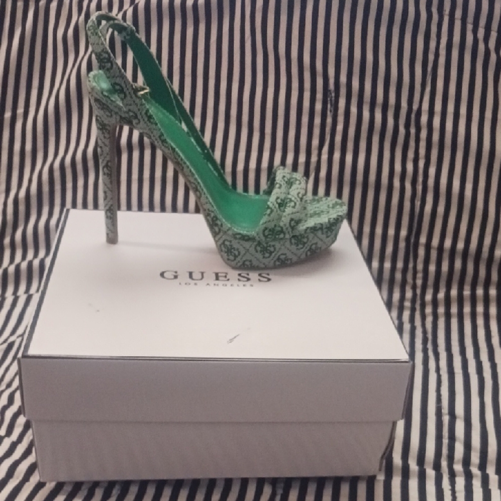 Guess Green Heels Elegant Style